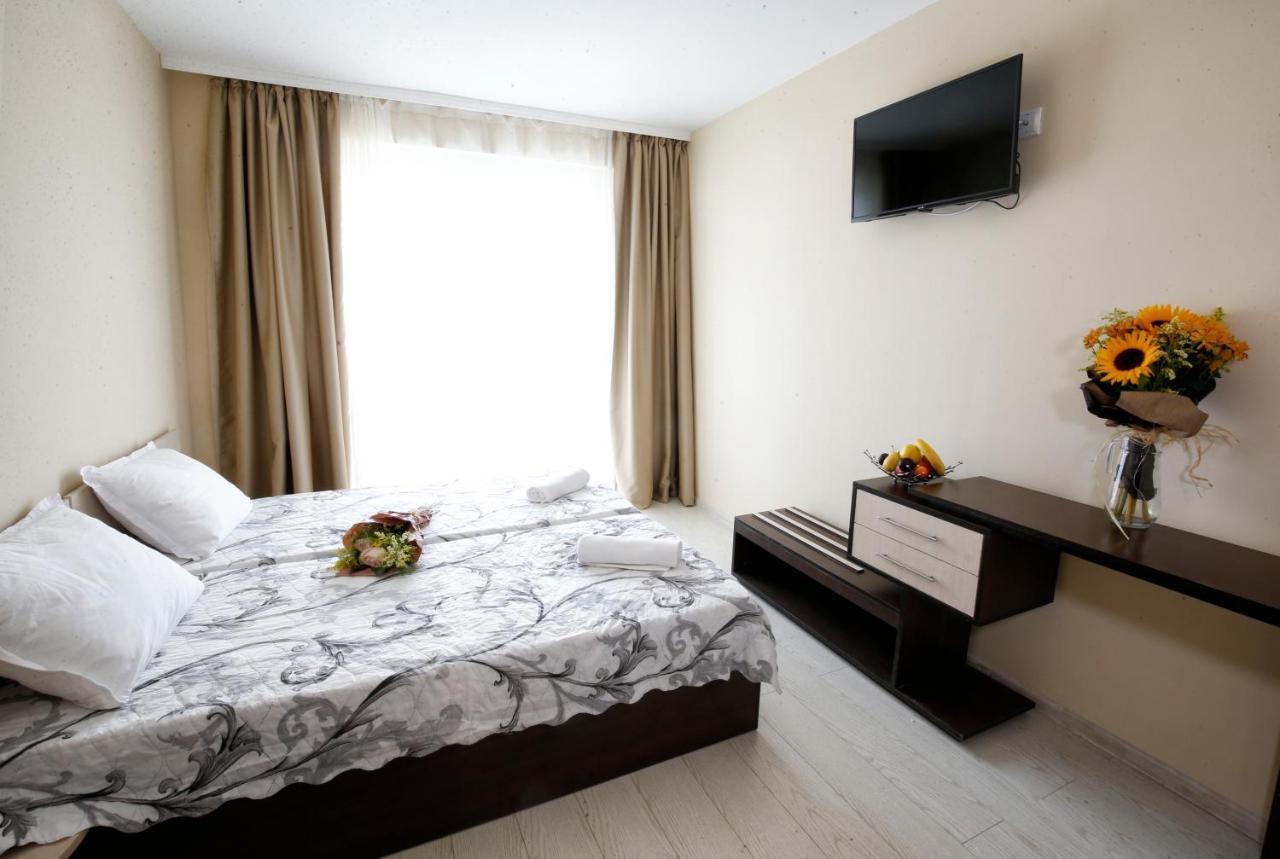 Stayinn Rainbow Houses Beachfront By Asteri Hotels 써니비치 외부 사진