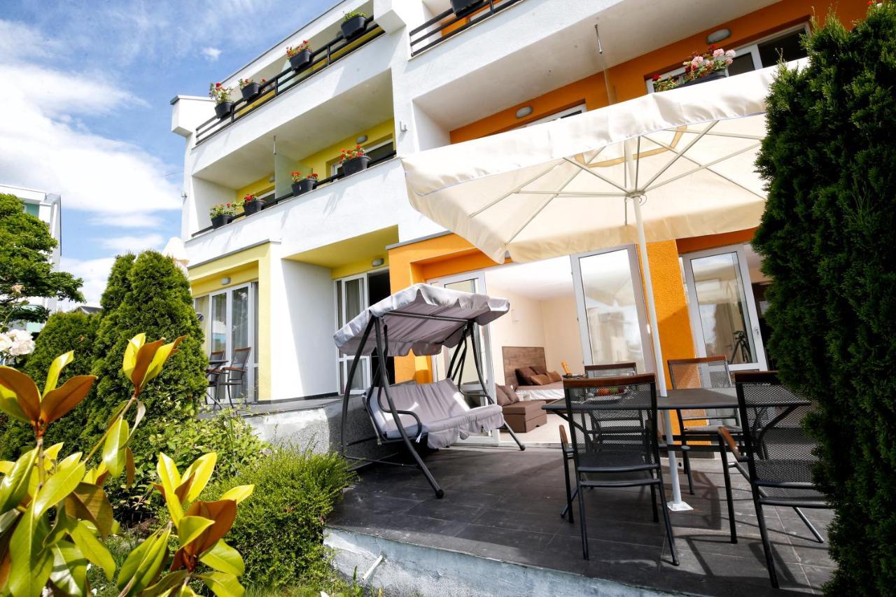Stayinn Rainbow Houses Beachfront By Asteri Hotels 써니비치 외부 사진